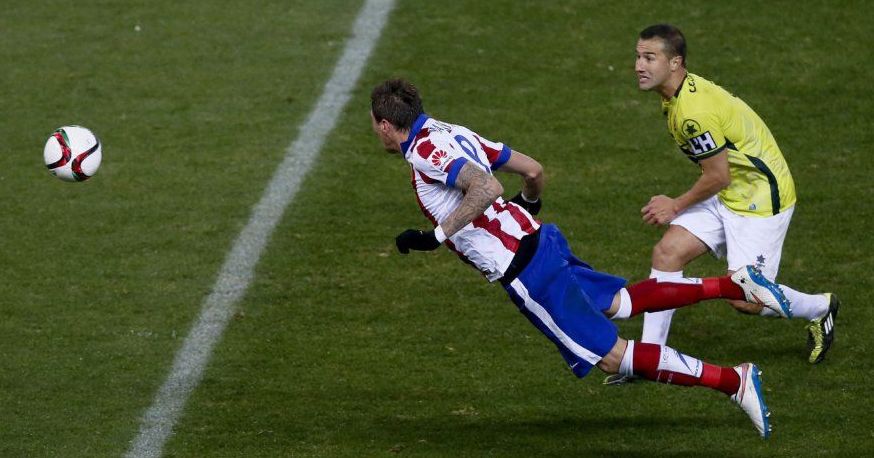 Mandzukic consiguió el segundo gol rojiblanco con este espectacular remate de cabeza