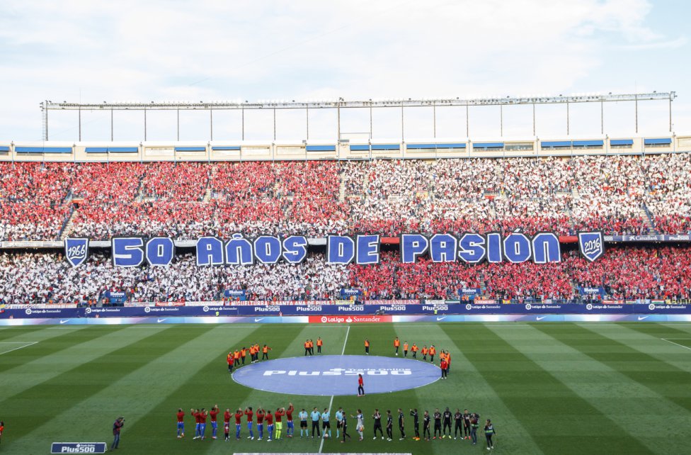 Mosaico espectacular conmemorativo de los 50 años de pasión de nuestro querido Vicente Calderón