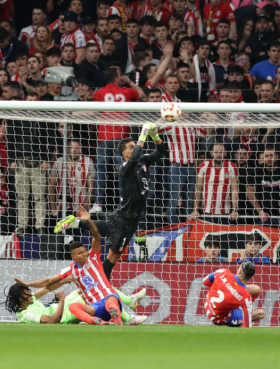 Musso titular un día más en Copa con una buena actuación.