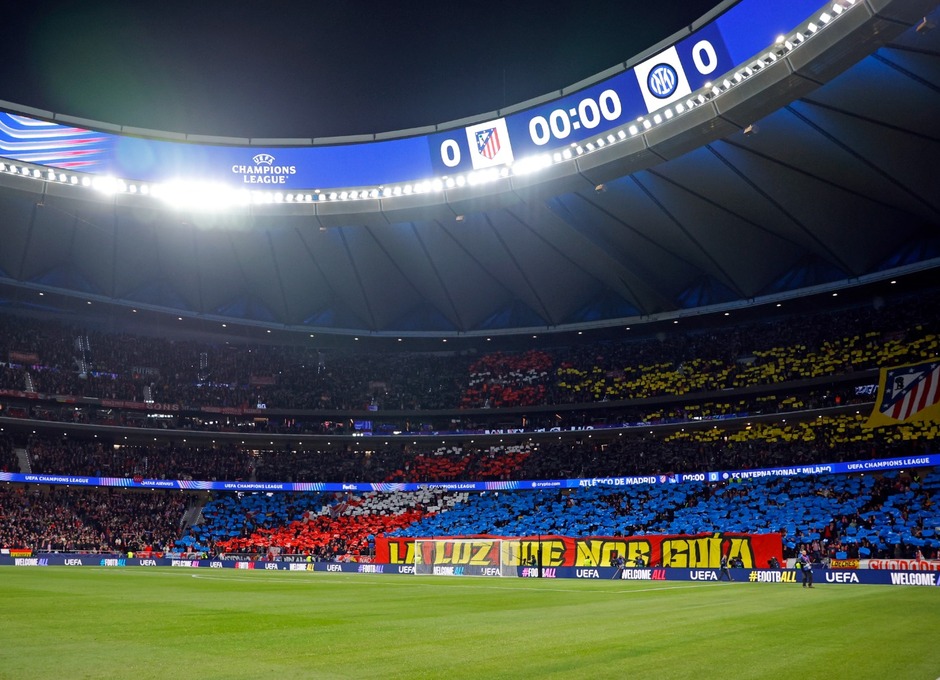 Excelente Tifo 'La Luz que nos Guía' en el Metropolitano