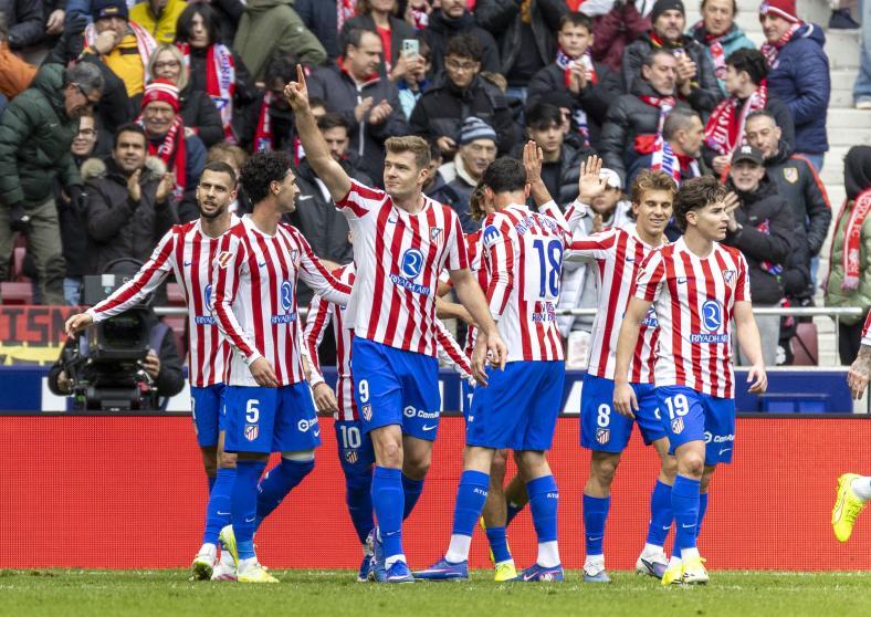 Sorloth celebra el primer gol