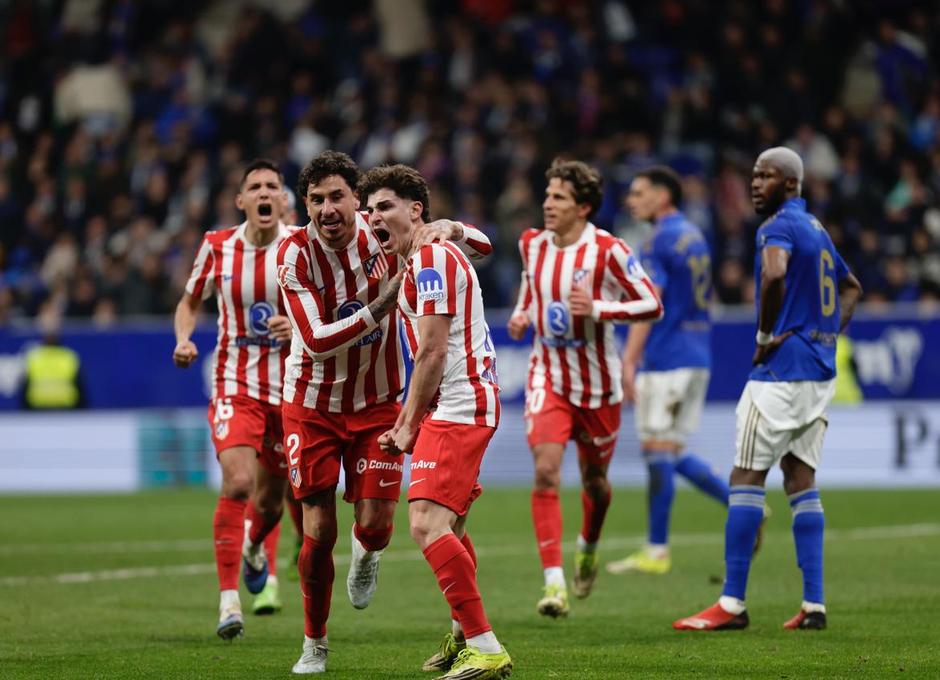 Celebración del gol de Julián Álvarez vs Oviedo